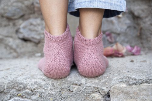 calcetines con agujas circulares